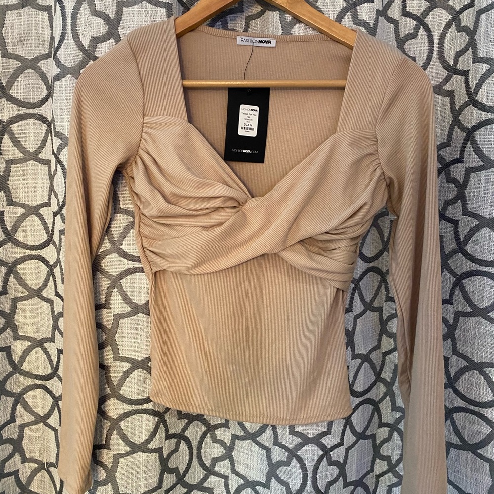 Long sleeve NWT | Fashion Nova